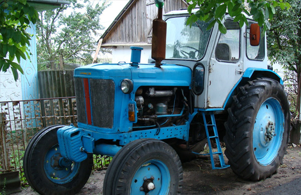 Tractor Yumz and its technical characteristics